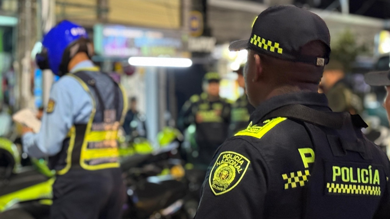 Megaoperativo en Manrique deja comparendos e inmovilizados