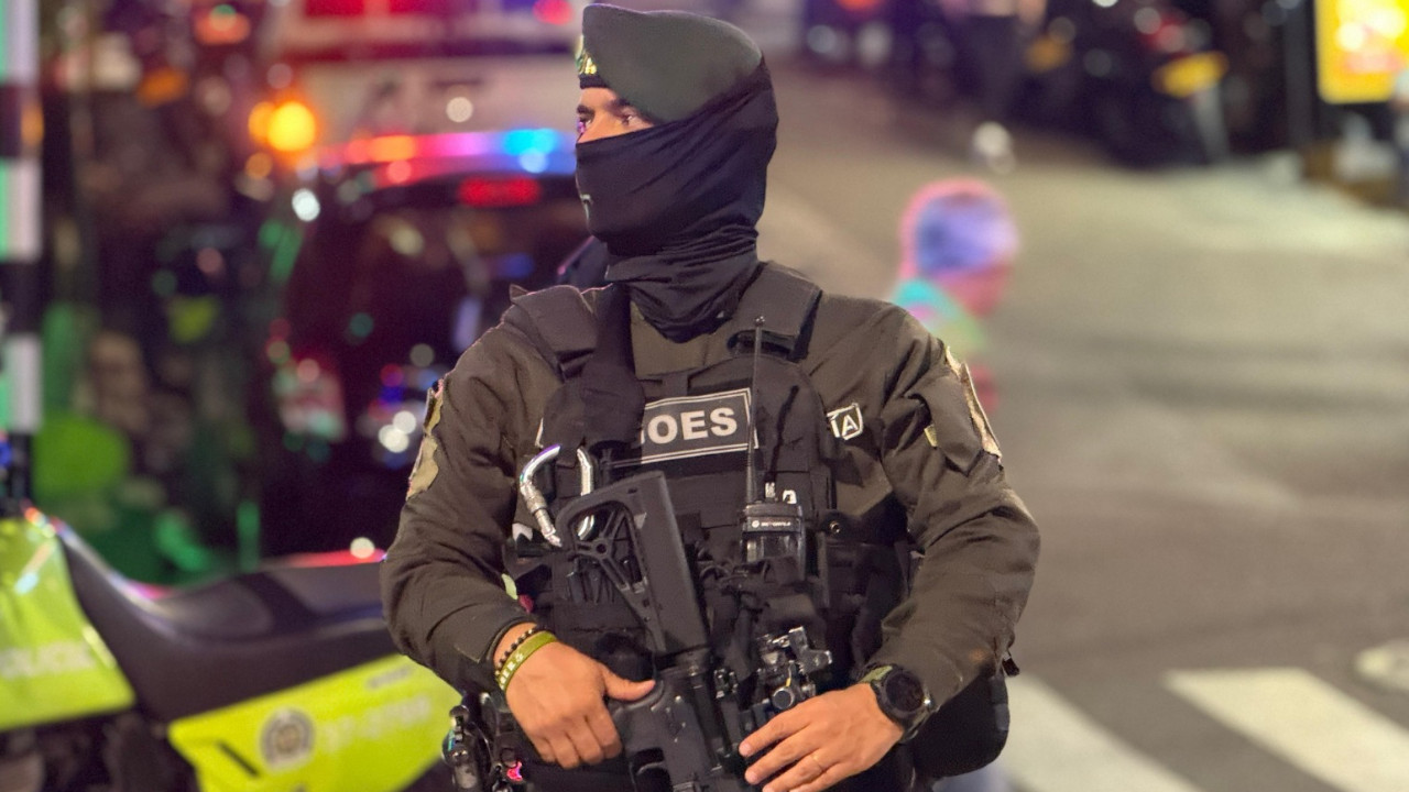 Megaoperativo en Manrique deja comparendos e inmovilizados