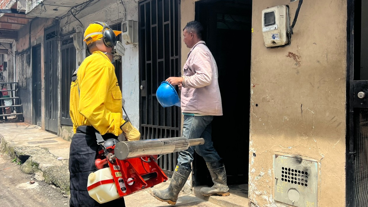 Autoridades en Medellín entregan recomendaciones para prevenir el dengue 2 Autoridades en Medellín entregan recomendaciones para prevenir el dengue