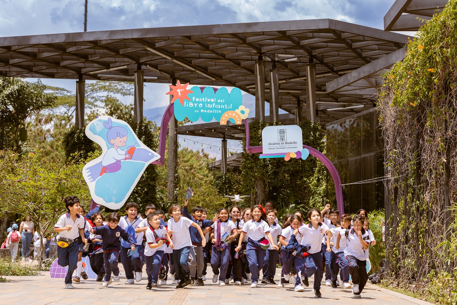 ¡Medellín se llenó de magia! El Festival del Libro Infantil hizo historia en la ciudad