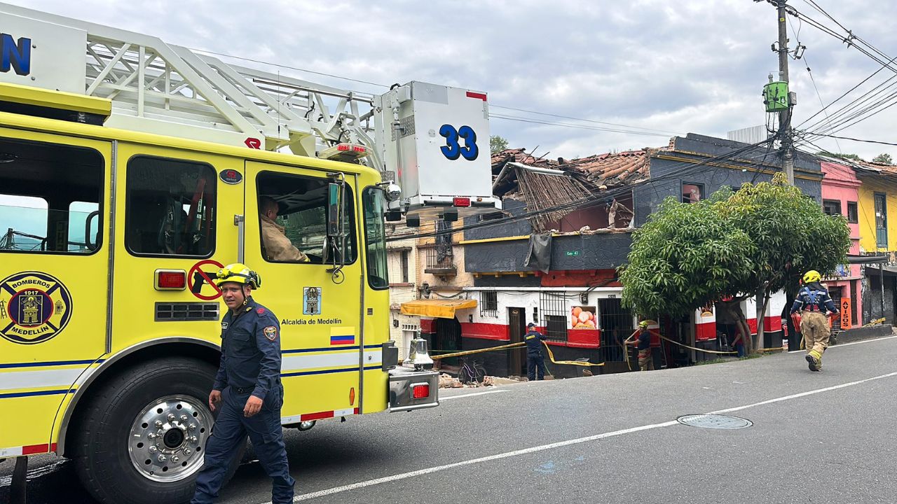 A una casa se le vino el techo encima en el centro de Medellín