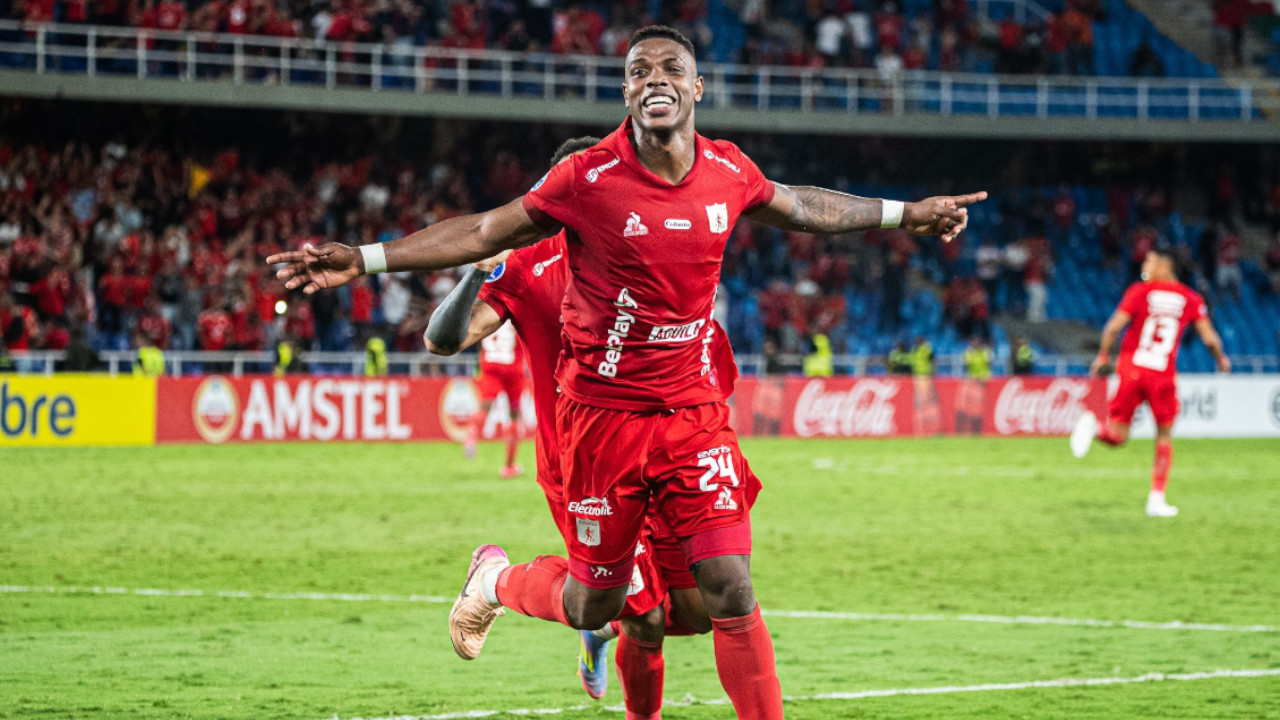 Agónico avance en torneos Conmebol