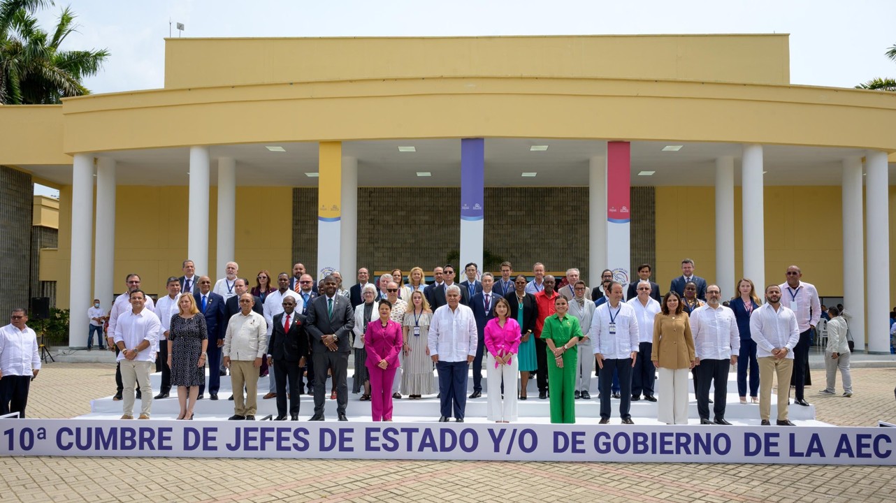 Petro lleva 48 horas sin trinar y no apareció a la clausura del Caricom ¿Cuál es el motivo de ¨fuerza mayor¨?