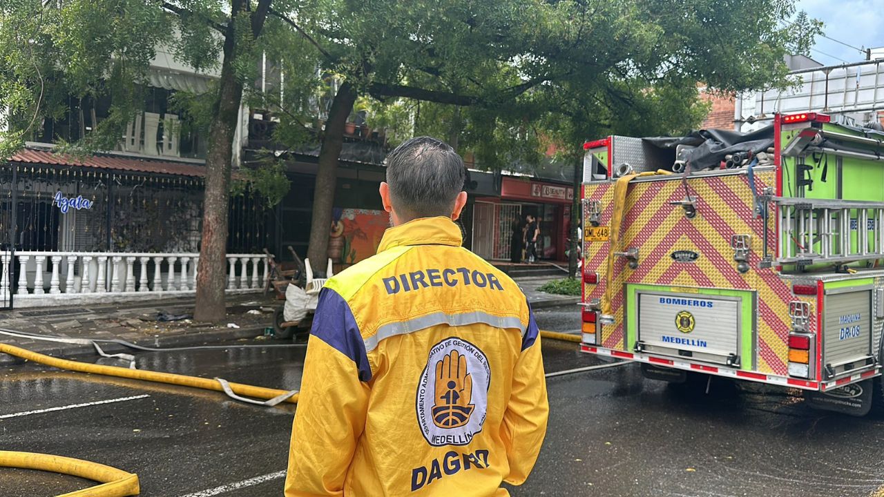 Incendio en la avenida 33 fue controlado sin lesionados