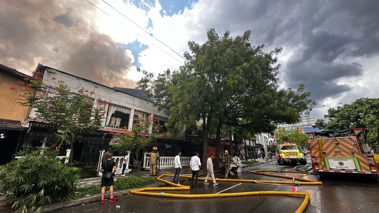 Incendio en la avenida 33 fue controlado sin lesionados