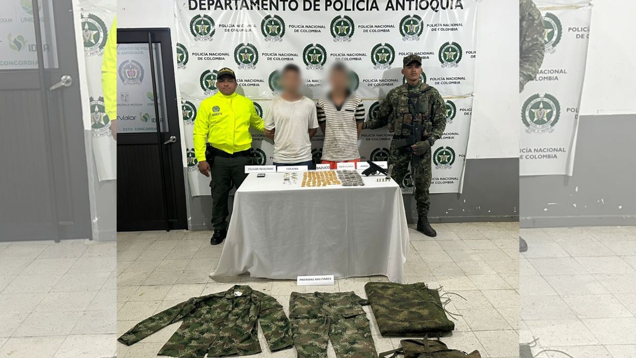 Incautaron drogas, armas y prendas militares a integrantes de ‘La Miel’ en Salgar