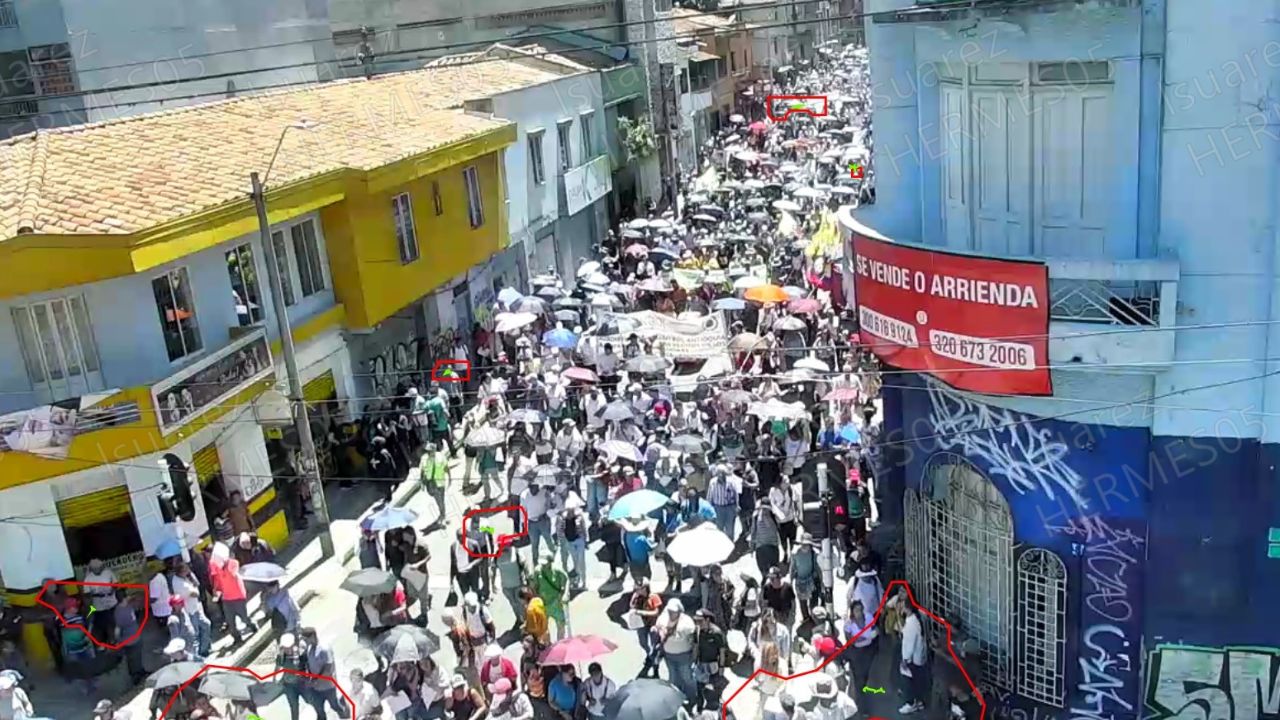 Avanza la movilización ciudadana por el paro nacional por la Avenida Oriental