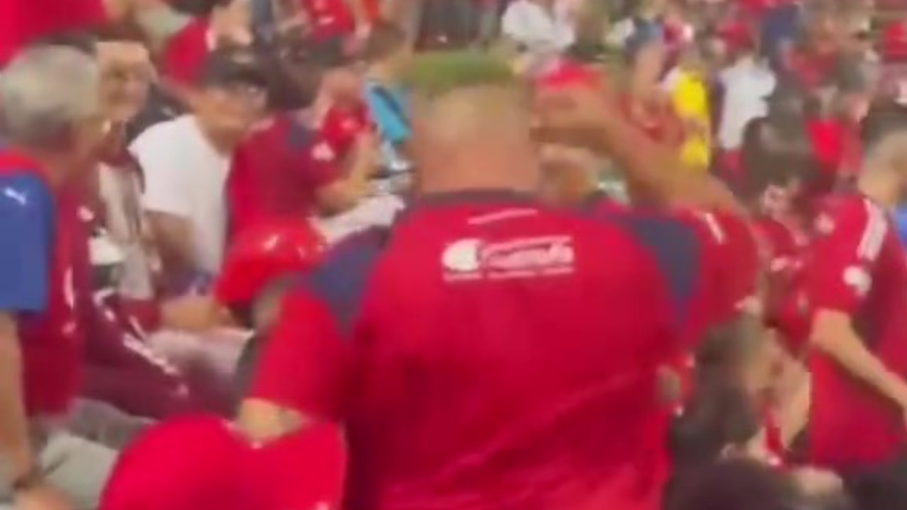 ¡Qué lo limpian porque lo limpian! Hinchas del DIM repartieron ruda en el Atanasio