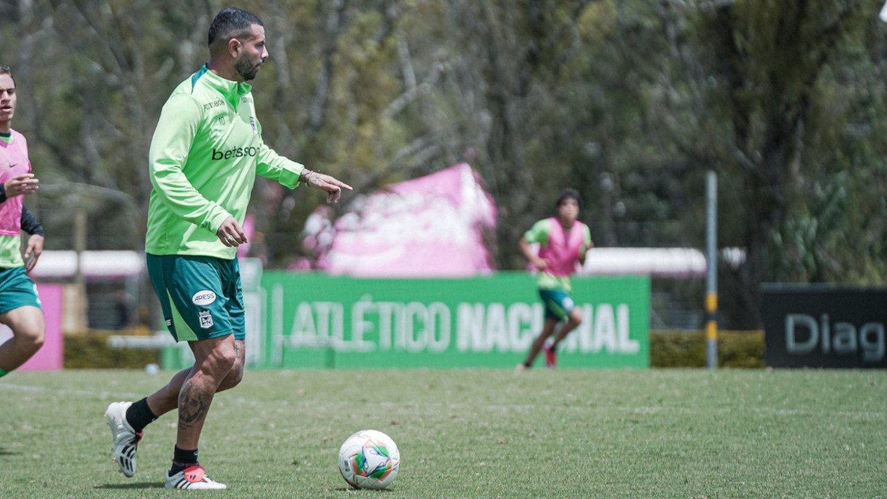 ¿Qué pasa con Cardona? El crack verdolaga no estará contra Millonarios