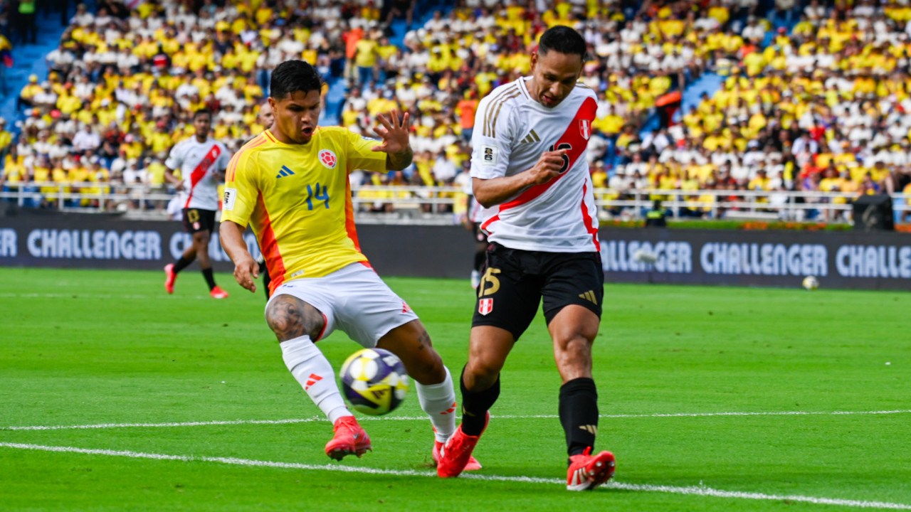 ¡Qué Mier! En el primer tiempo Colombia no pudo con Perú: 0-0
