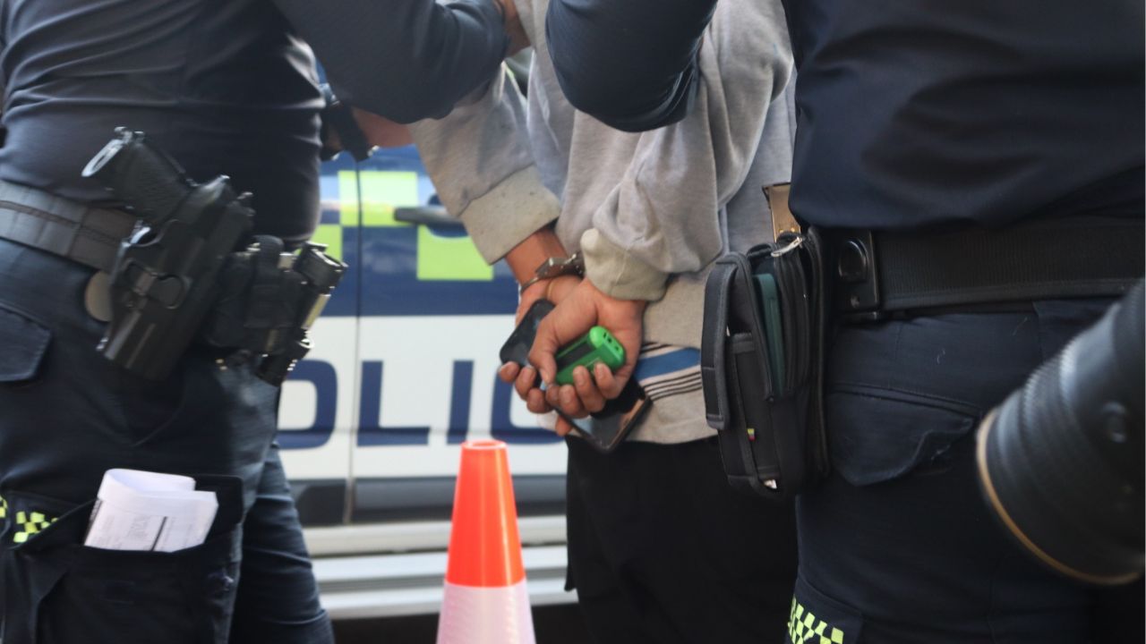 Redada en Laureles deja cinco capturados y 27 motos inmovilizadas