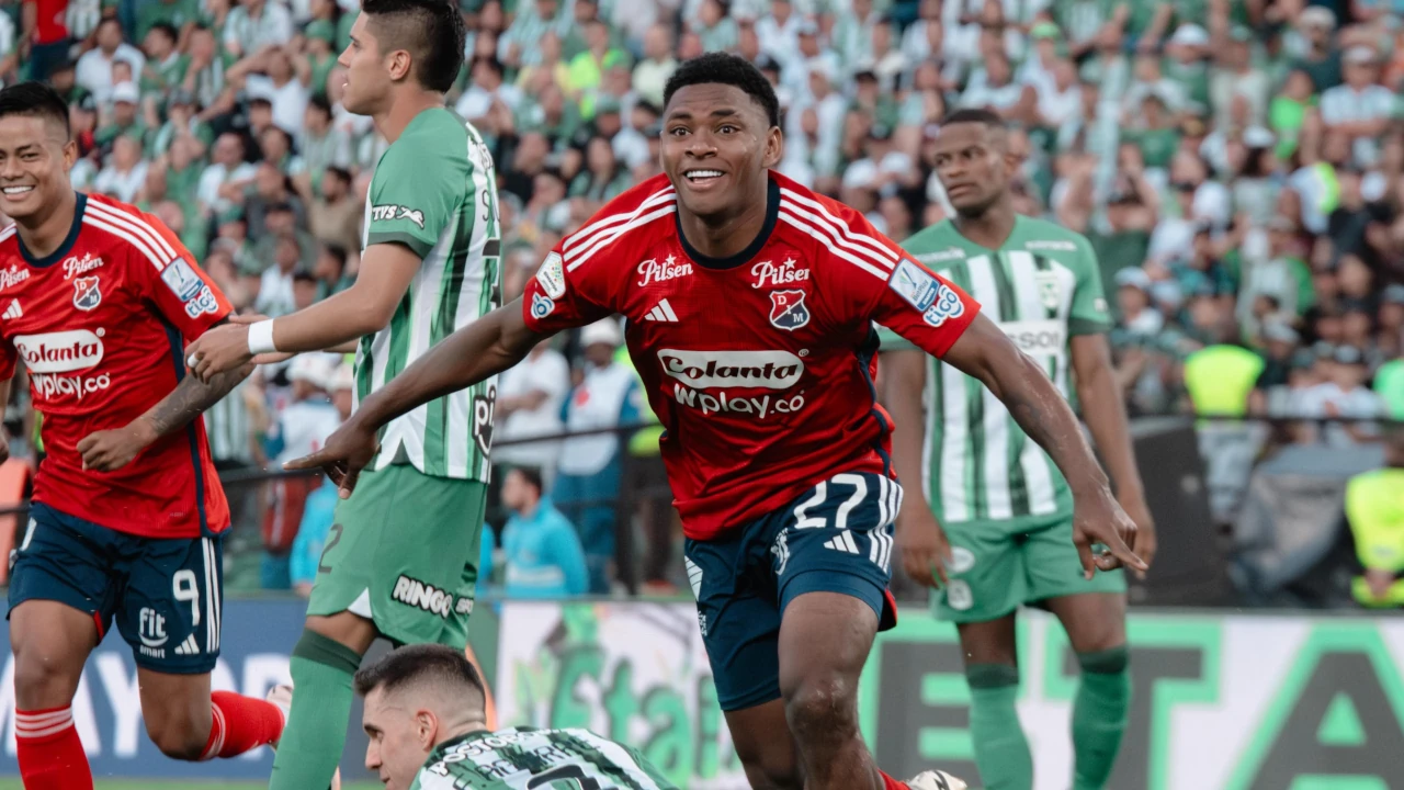 ¡Poderosa sorpresa! Brayan León vuelve a entrenamientos con el DIM