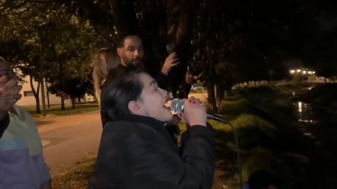 ¡Mariachis y festejo desde afuera! Así celebró Epa Colombia su cumpleaños desde la cárcel