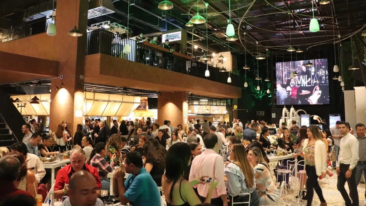 Eventos públicos en Medellín impulsan el desarrollo social y educativo de la ciudad