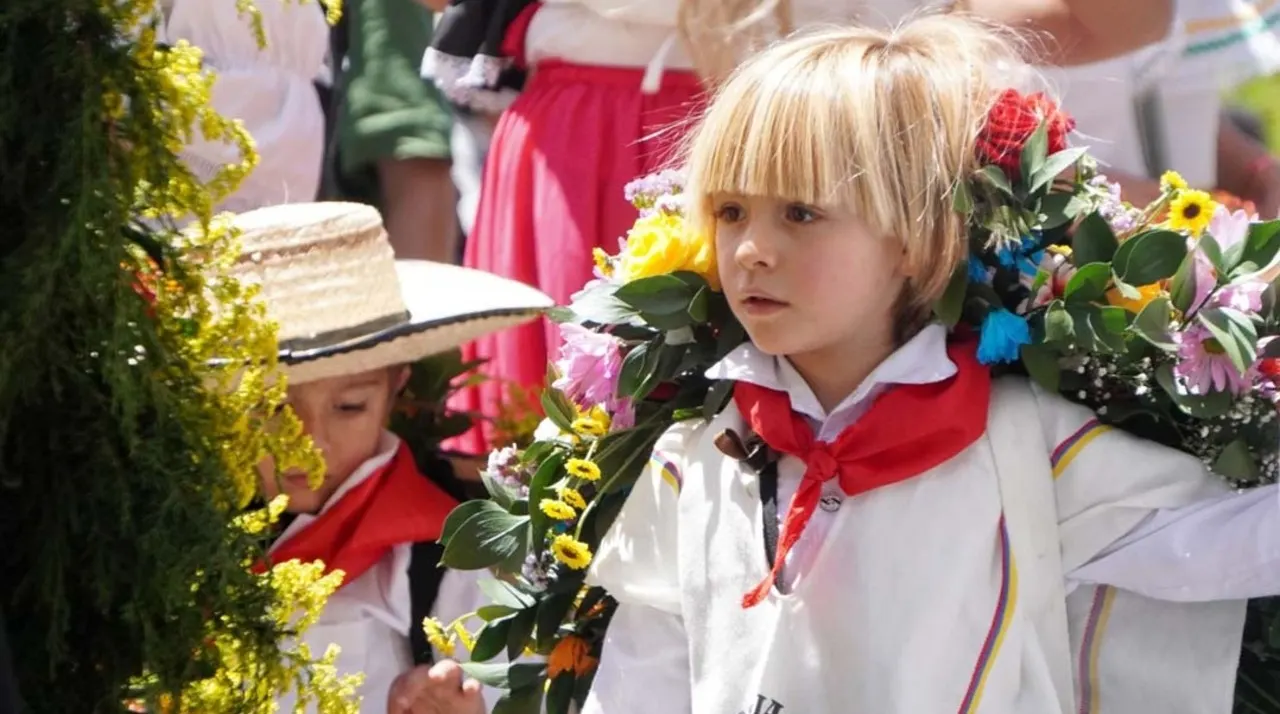 ¡Flores y tradición: 600 silleteritos llenarán de magia Santa Elena este domingo!