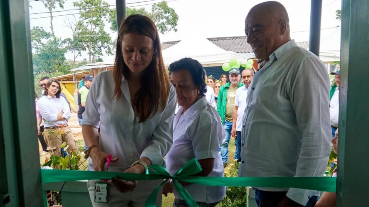 EPM lleva ‘Calor de Hogar’ a Yolombó: 100 familias recibirán subsidios para acceder a gas natural