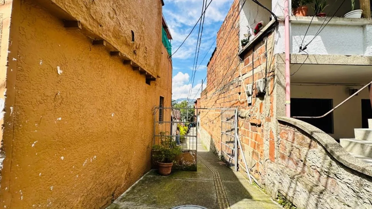¡Atención! Familias de El Chispero serán reasentadas en su propio barrio por obra de valorización