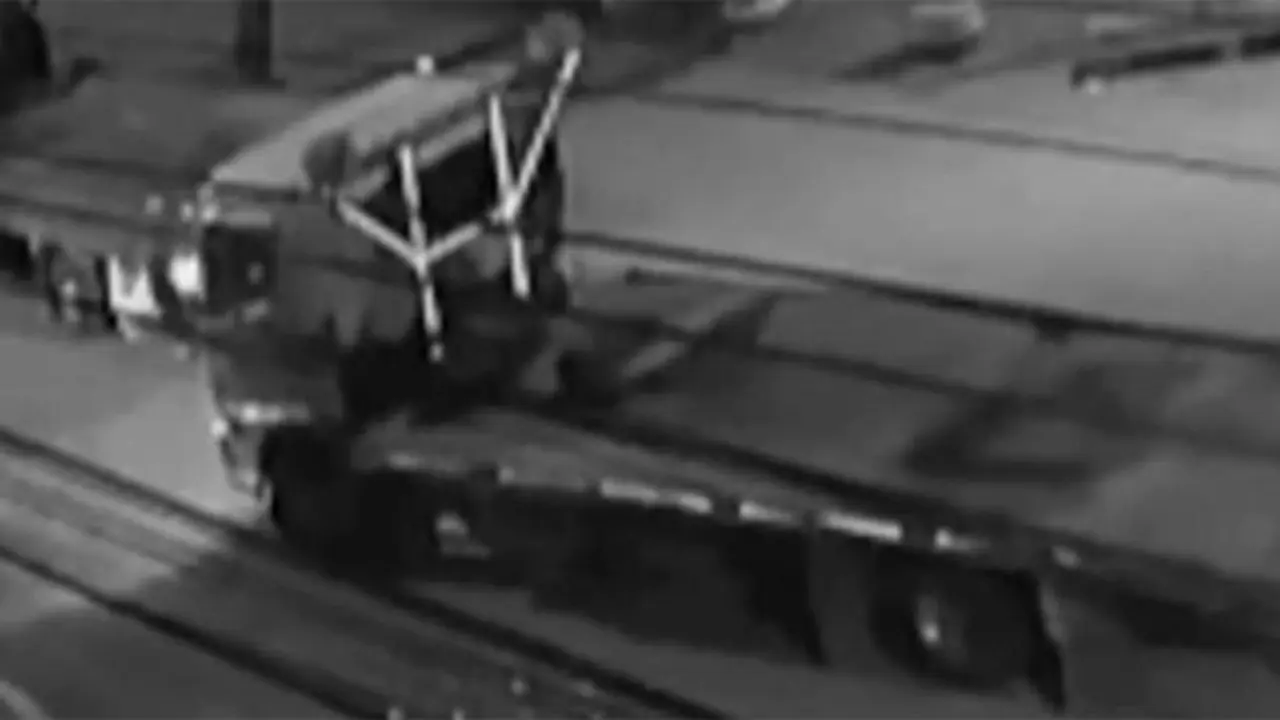 ¡Golpe al crimen en Bogotá! Policía desmantela centro de autopartes robadas en Fontibón y recupera grúa robada