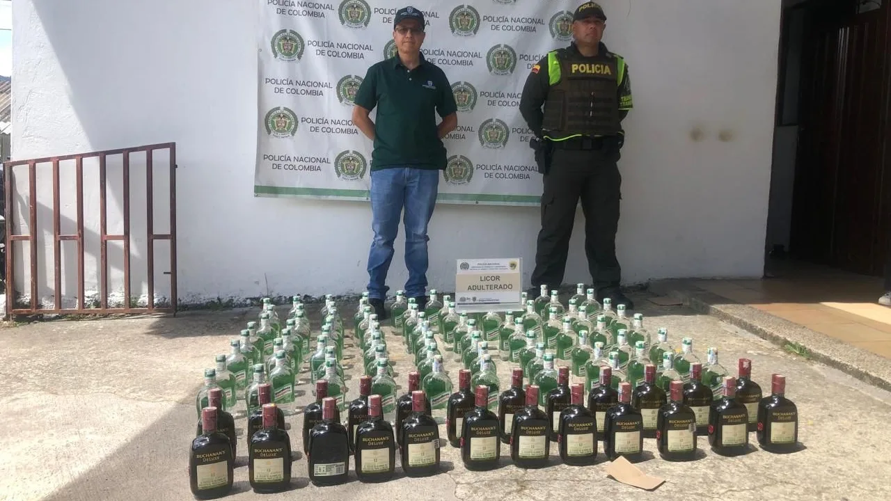 ¡Cifras alarmantes! Más de 27.000 unidades de licor y cigarrillos ilegales incautadas en Antioquia