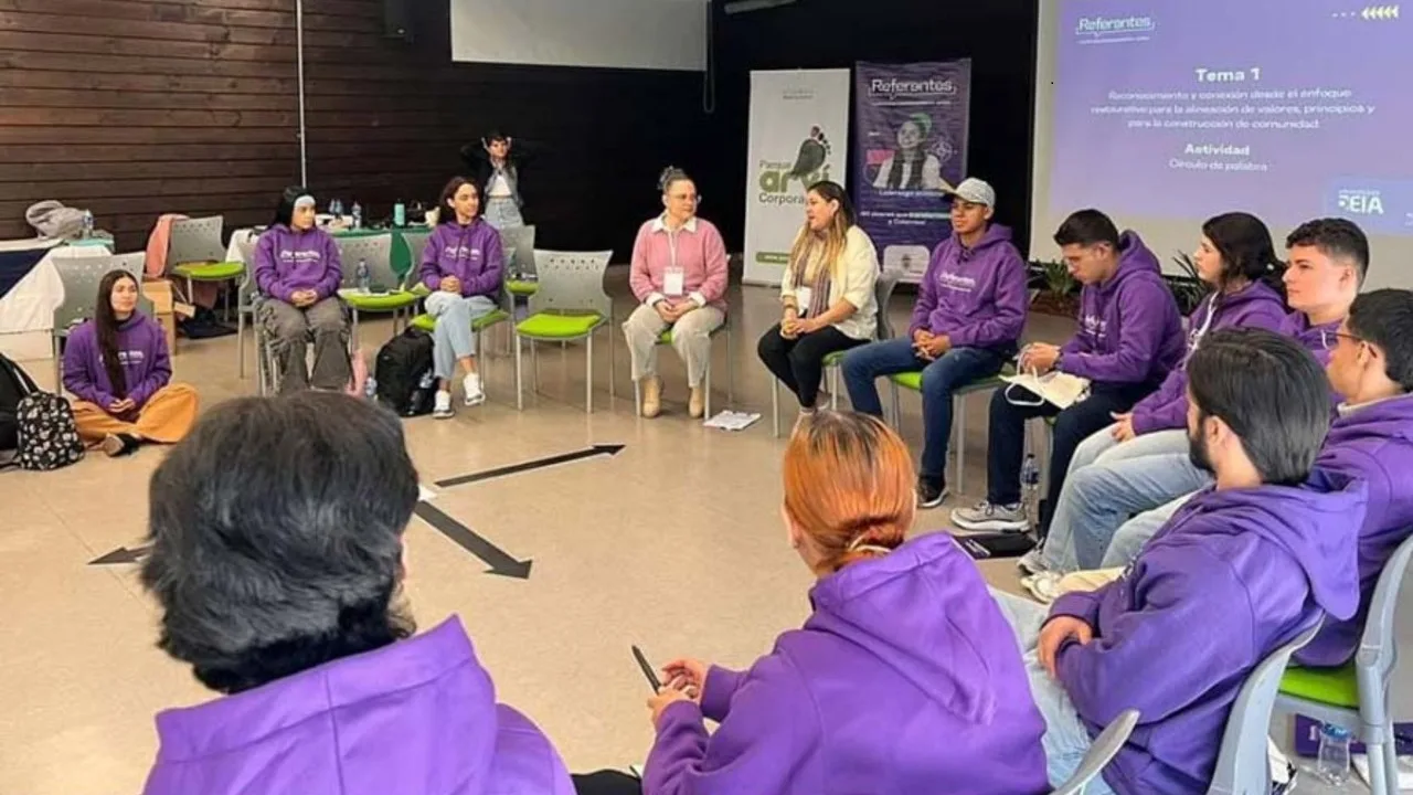 ¡Medellín impulsa liderazgos! 'Referentes' empodera a jóvenes para transformar la ciudad