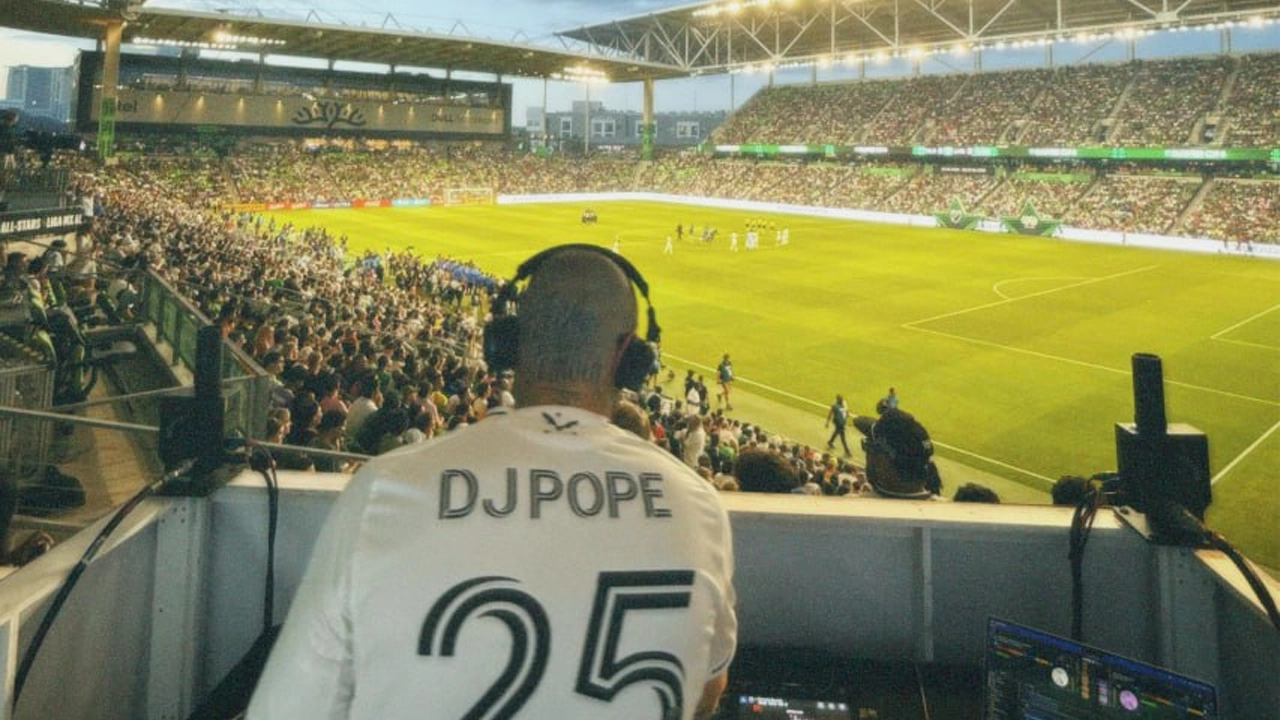 ¡Un duro! Pope, el DJ de J Balvin, también brilla en el extranjero y la rompió en la MLS
