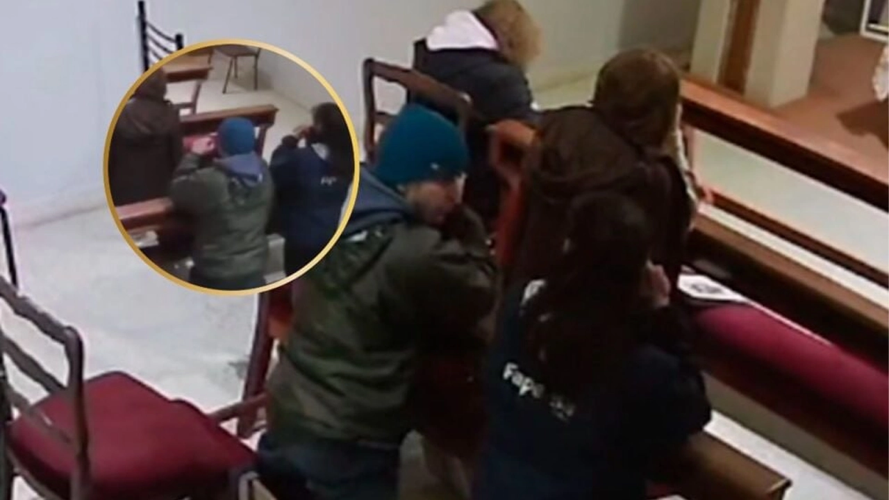  ¡El que reza y peca NO empata! Estos dos le robaron sus cositas a una señora dentro de la iglesia