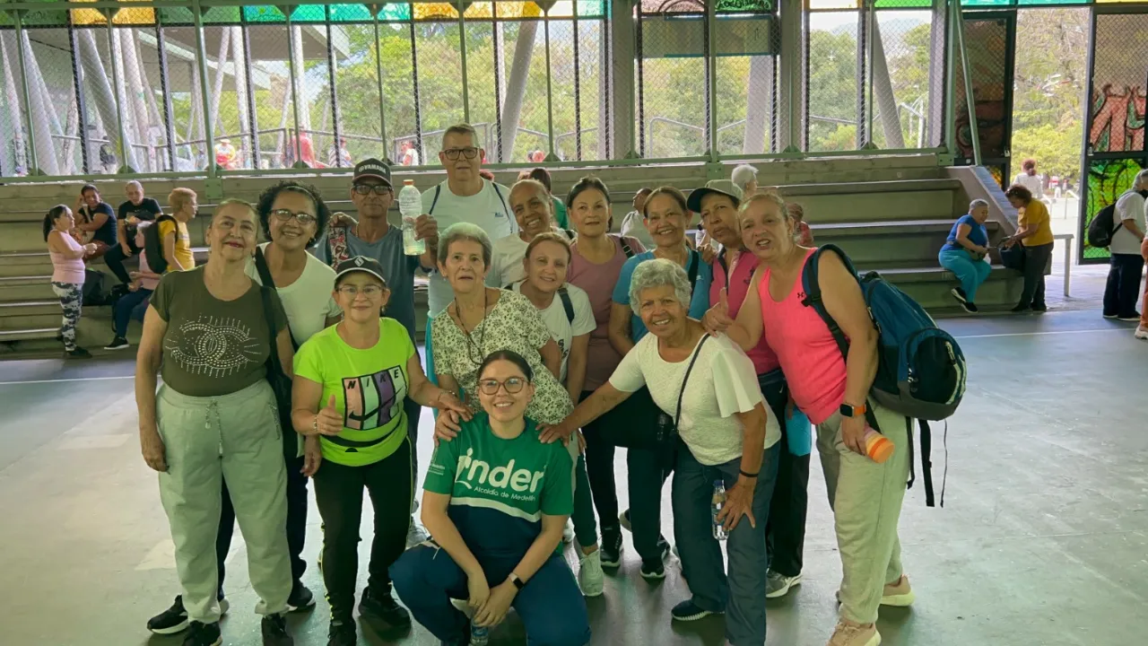 Medellín promueve la actividad física para prevenir enfermedades en adultos mayores