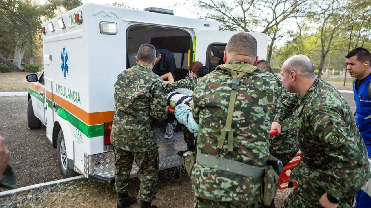 Disidencias hirieron con drones a dos infantes de la marina en el Cauca