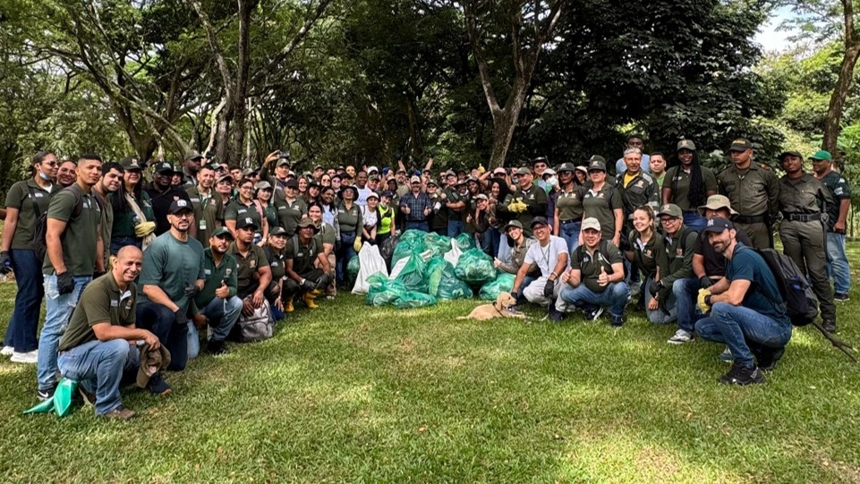 ¡Como una uvita! Cali celebra su cumpleaños con jornada de limpieza de sus siete ríos