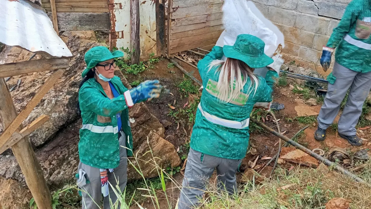 Colegio en Santo Domingo Savio fue recuperado tras avalancha