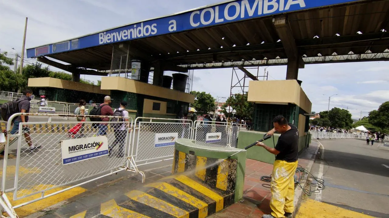 Maduro cerró la frontera con Colombia antes de elecciones municipales en Venezuela