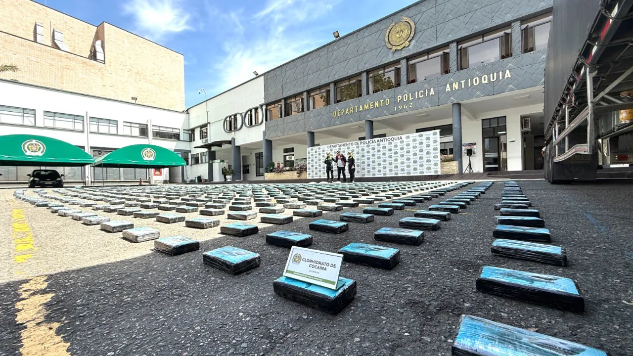 Incautan más de 700 kilos de cocaína en La Pintada rumbo a Estados Unidos