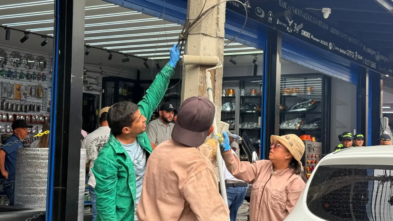  Autoridades le ponen el tatequieto al mal parqueo y la invasión
