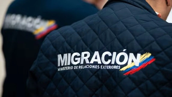 ¡No se salvó! Ratifican sanción contra Jaime Alonso Sánchez, oficial de Migración Colombia, por golpear a un ciudadano