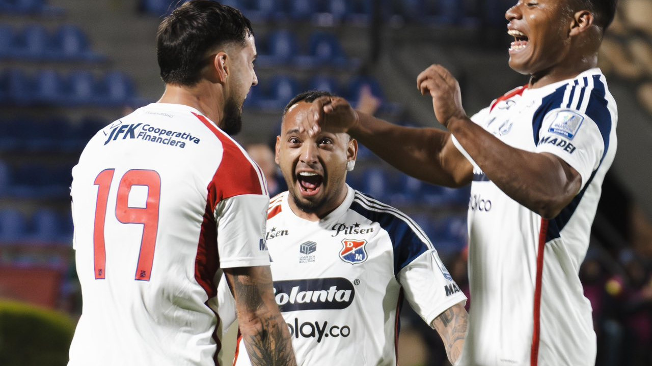 ¡Pasó la prueba! Jarlan Barrera entre los titulares del DIM para recibir a La Equidad