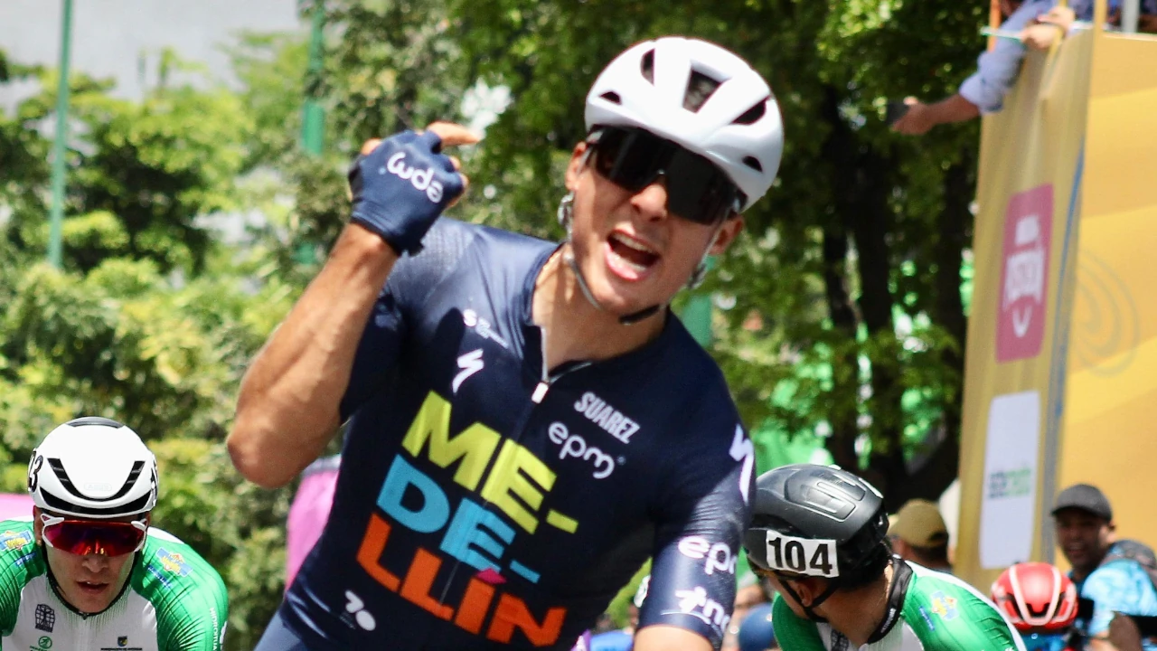 ¡El de Santa Elena! Wilmar Paredes, del Team Medellín EPM, se viste de líder en la Vuelta a Colombia 2025