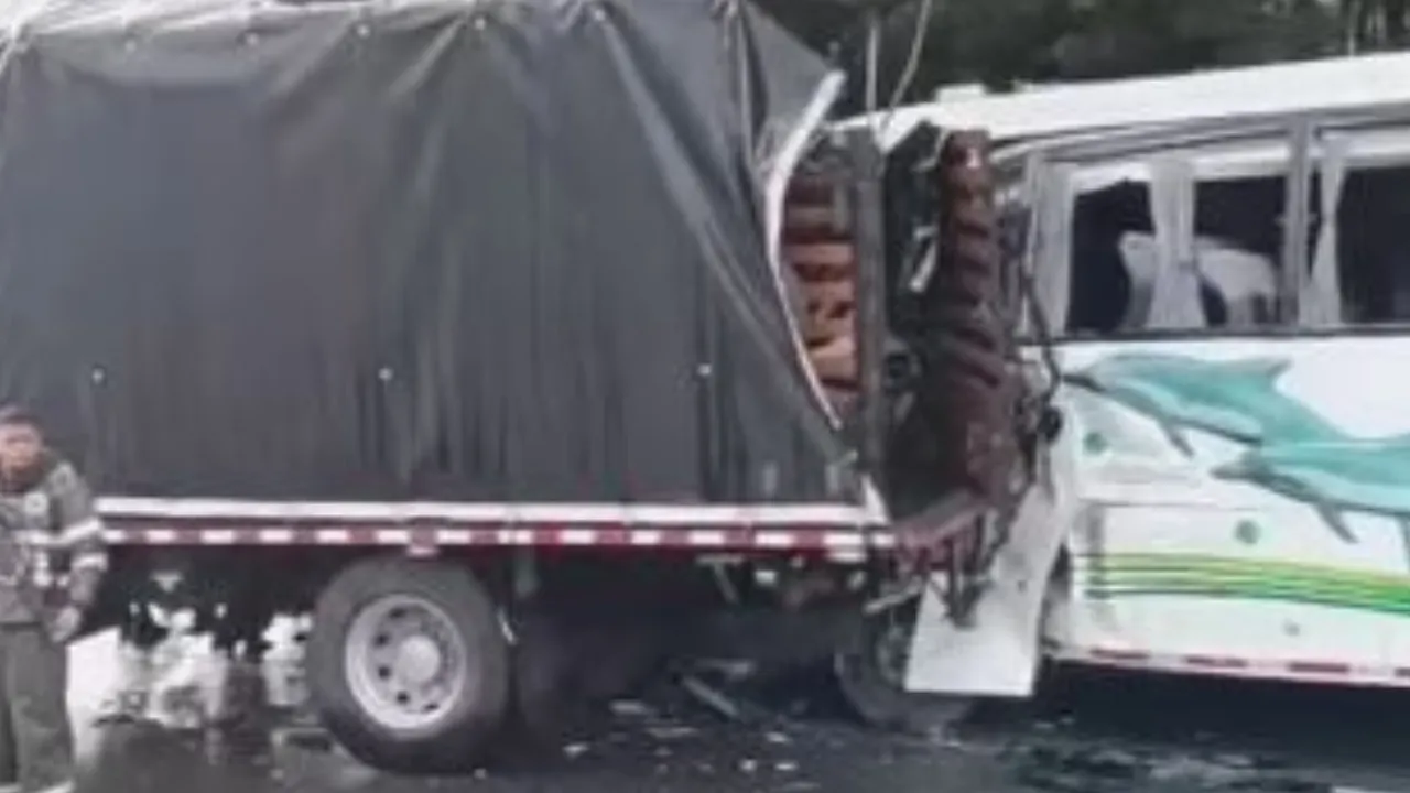 Accidente con caravana militar deja un muerto y ocho heridos en vía Bogotá-Tunja