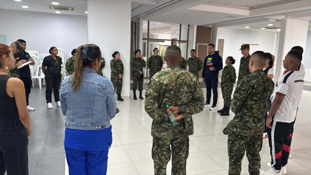 Un futuro sin violencia: Medellín brinda acompañamiento a 250 jóvenes que culminan su servicio militar