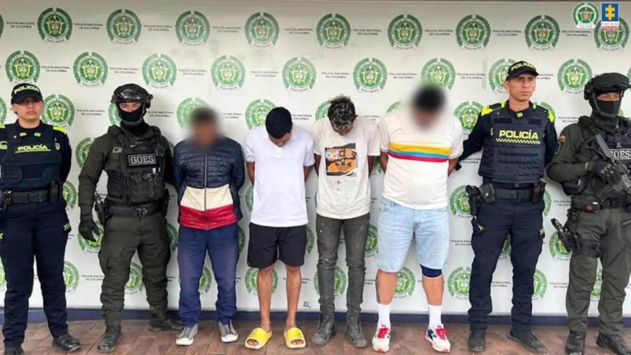 ¡Caen los ‘Fake Face’! Falsificaban cédulas y documentos para robar millonarias cesantías en Bogotá