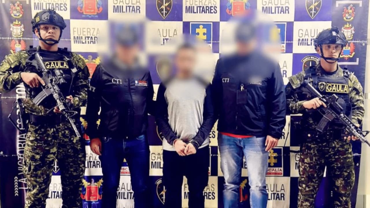 Capturan en Bogotá a alias ‘Bayron’, cabecilla de finanzas del ELN, buscado por homicidio y terrorismo