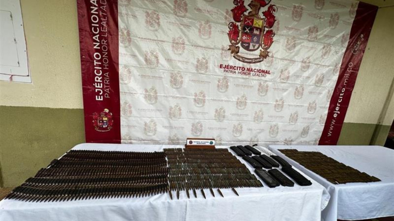 Ejército neutraliza criminal del Clan del Golfo e incauta más de 1.400 municiones en el Nordeste antioqueño