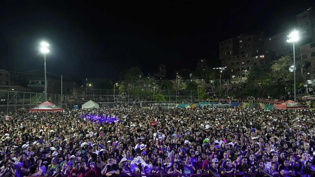 La Feria de las Flores llevó más de 10 eventos a barrios y corregimientos el 4 de agosto