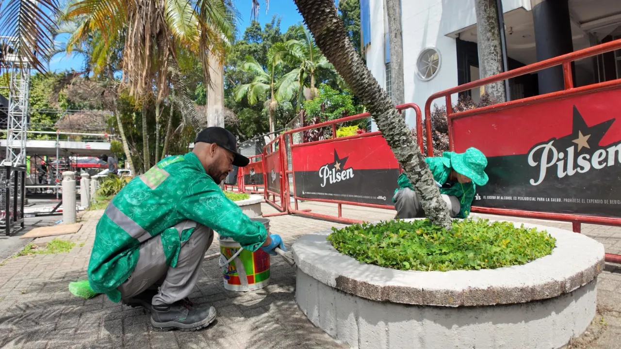 Medellín recoge más de mil volquetas de basura durante la Feria de las Flores