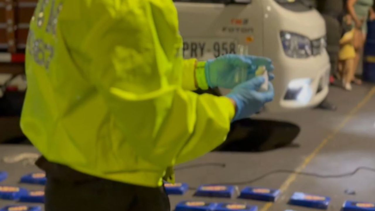 ¡Iban para Medellín! Millonario cargamento de 360 kilos de cocaína es interceptado en el Cauca