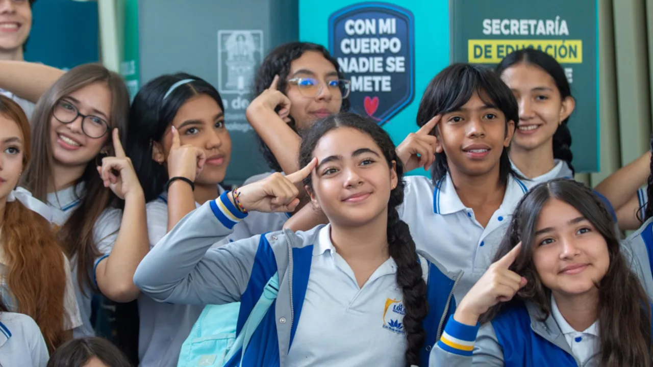 ¡Medellín le apuesta a sus jóvenes! 'La Cantera' forma a 500 nuevos líderes