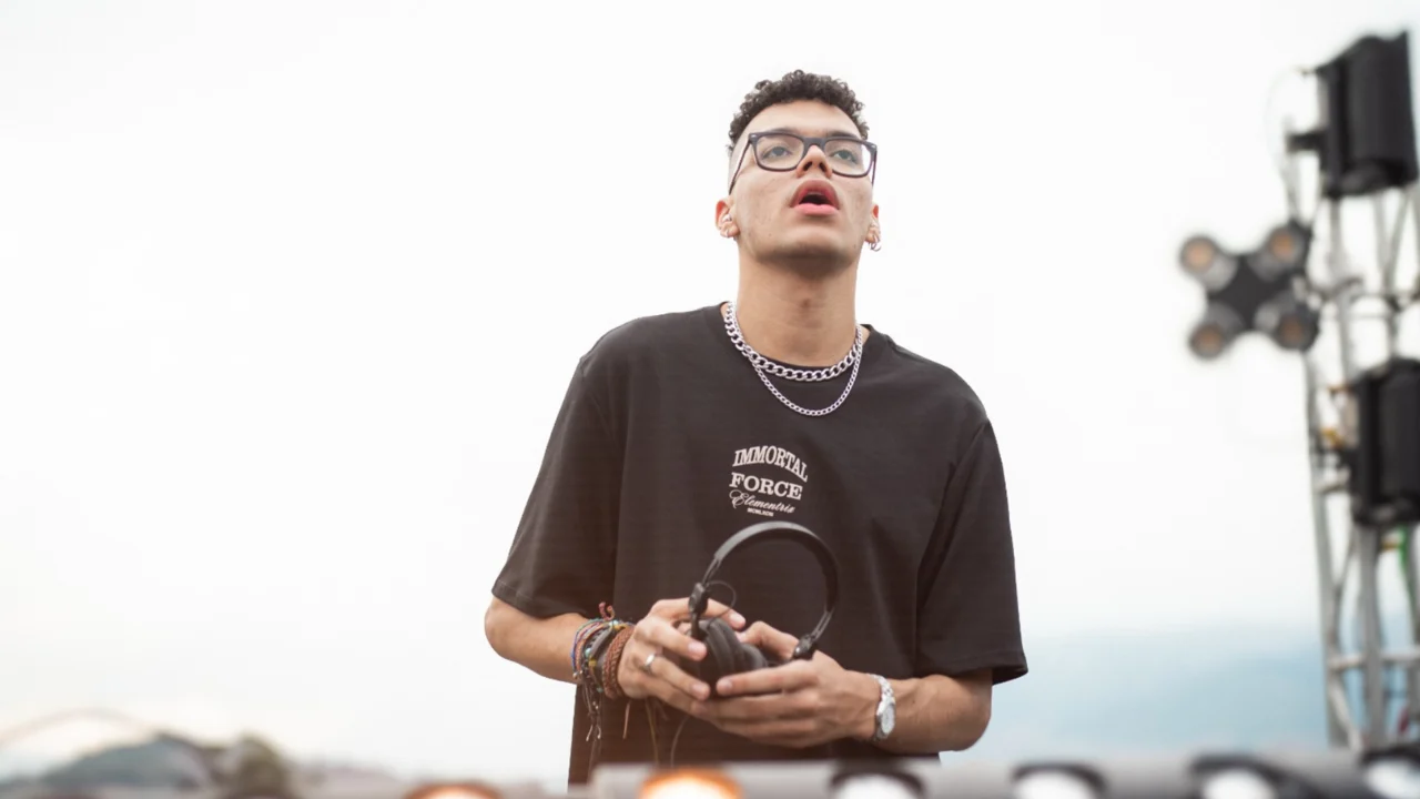 ¡El talento paisa se toma la Feria de las Flores! 12 artistas de Medellín Music Lab brillarán en los conciertos y tablados