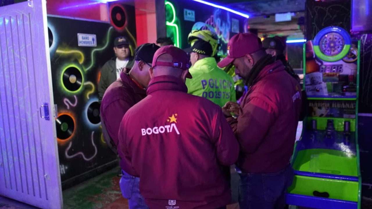 ¡Megatoma en Usme! Autoridades suspenden cinco bares tras hallar menores consumiendo alcohol