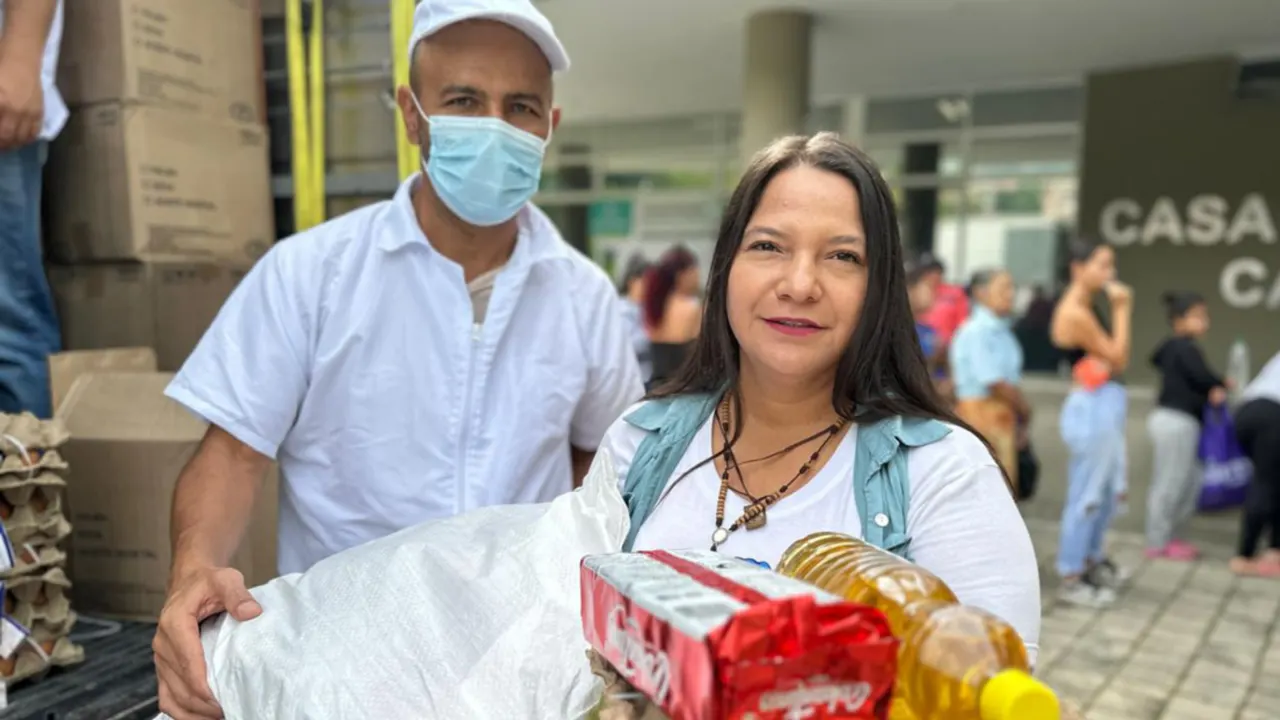 ¡Medellín amplía su lucha contra el hambre! 24.000 familias recibirán apoyo alimentario