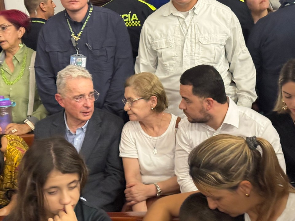 alvaro uribe sabaneta14