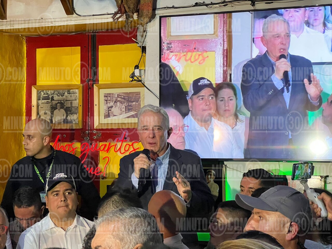 alvaro uribe sabaneta8